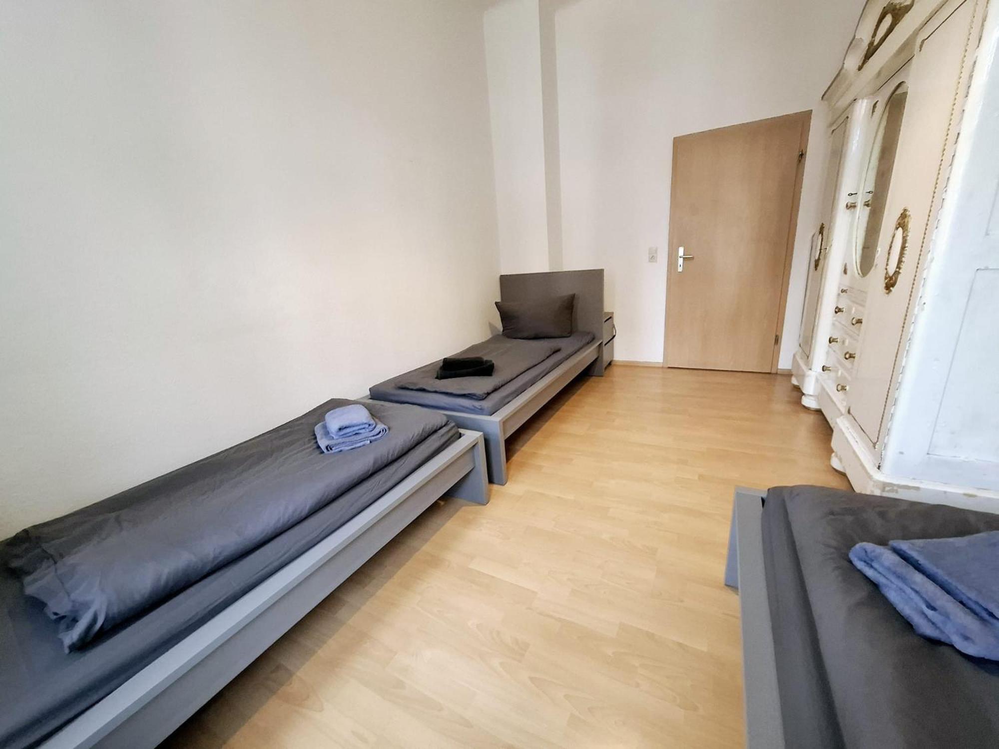 Altbauwohnung Direkt An Der Karli Mit Balkon - Netflix Inklusive ライプツィヒ エクステリア 写真